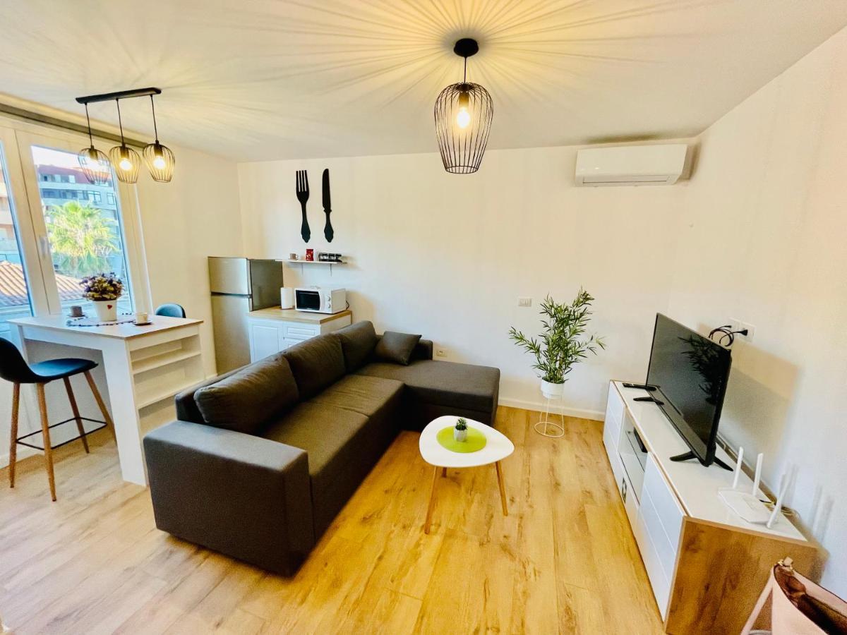 Central Apartment 2, Tirana Eksteriør billede