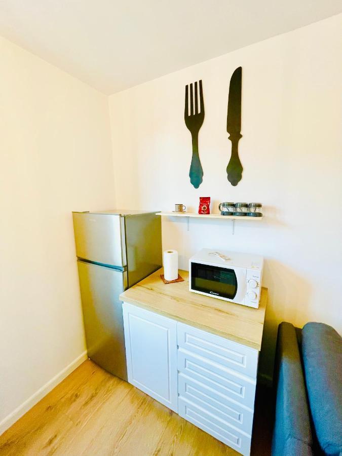 Central Apartment 2, Tirana Eksteriør billede