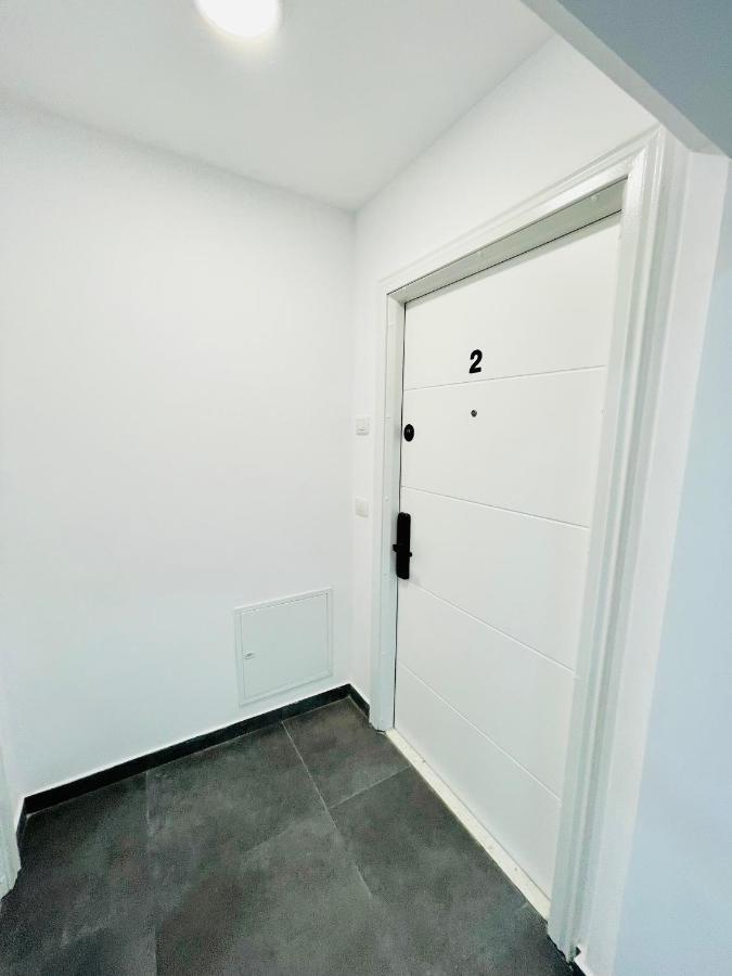 Central Apartment 2, Tirana Eksteriør billede