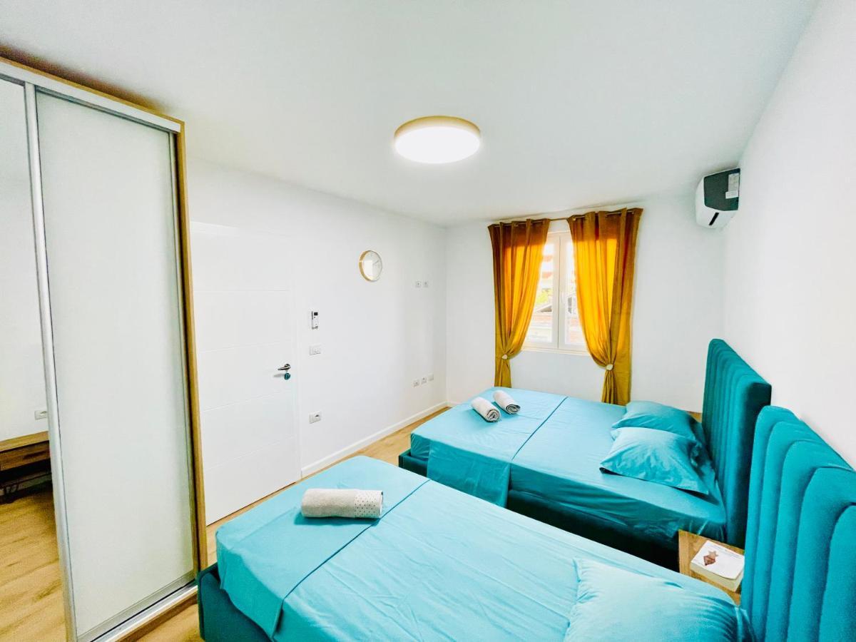 Central Apartment 2, Tirana Eksteriør billede