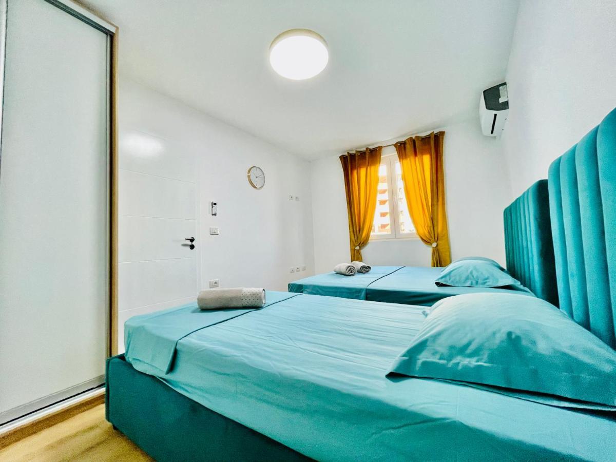 Central Apartment 2, Tirana Eksteriør billede