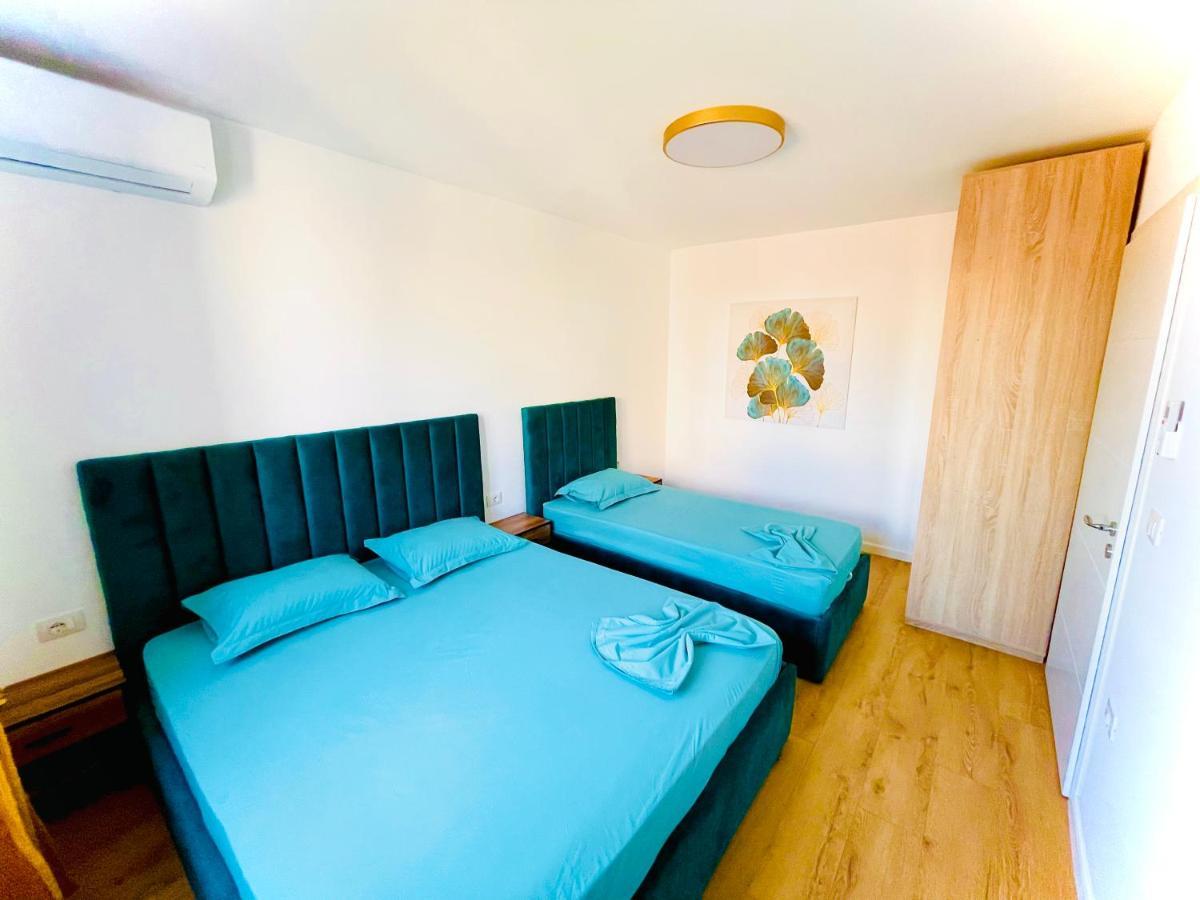 Central Apartment 2, Tirana Eksteriør billede