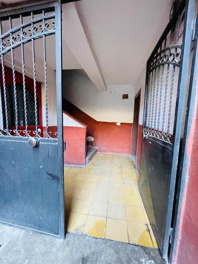 Central Apartment 2, Tirana Eksteriør billede