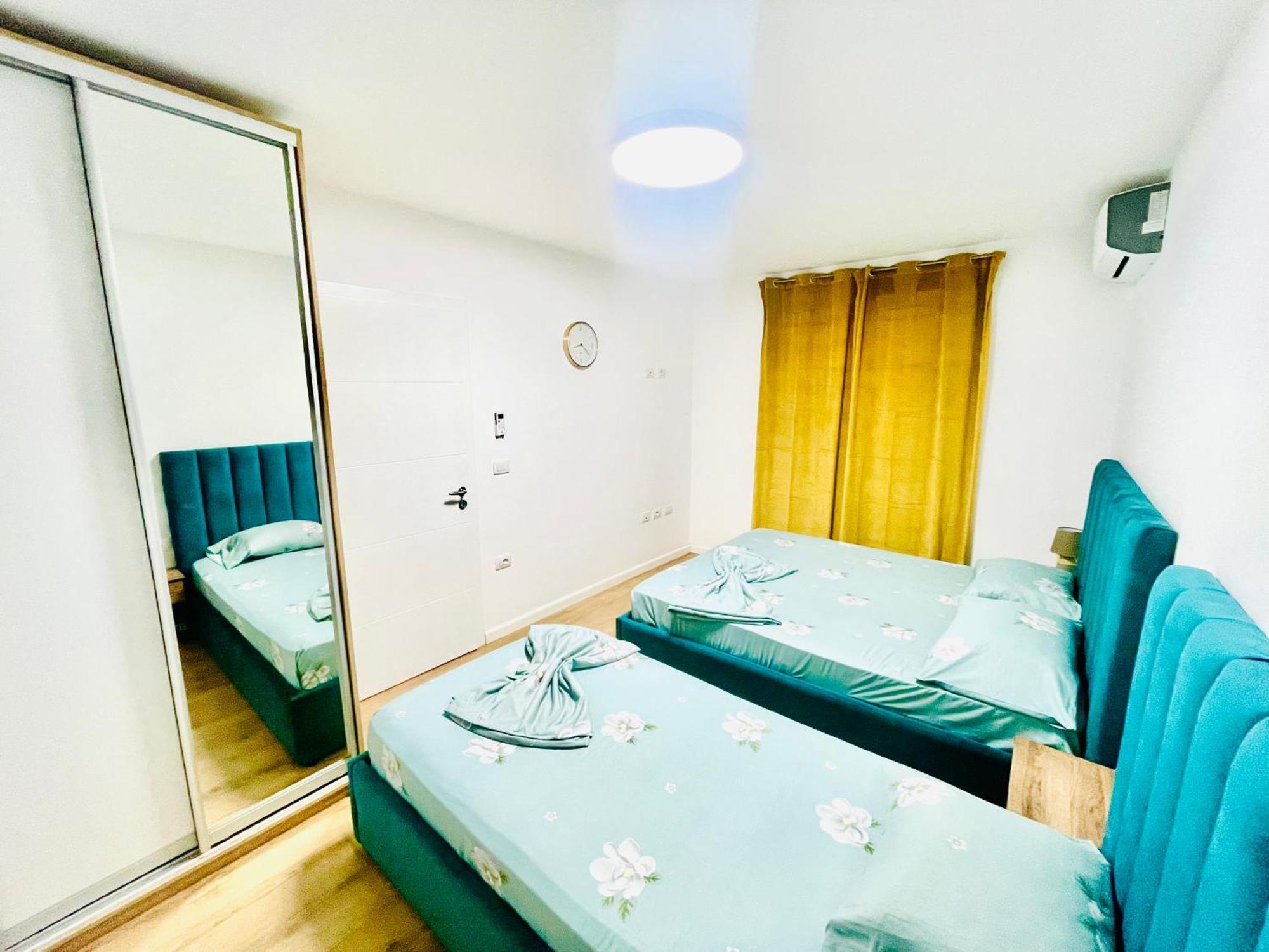 Central Apartment 2, Tirana Eksteriør billede